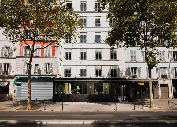 Hotel Nude Paris - Color Vision